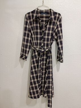 Tommy Hilfiger Plaid Button-Up in Navy, Cream & Burgundy